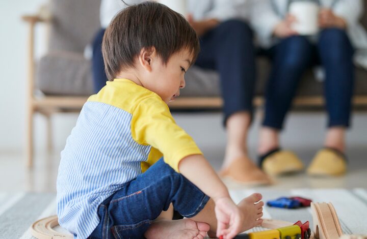 子どものすきっ歯は自然に治る？